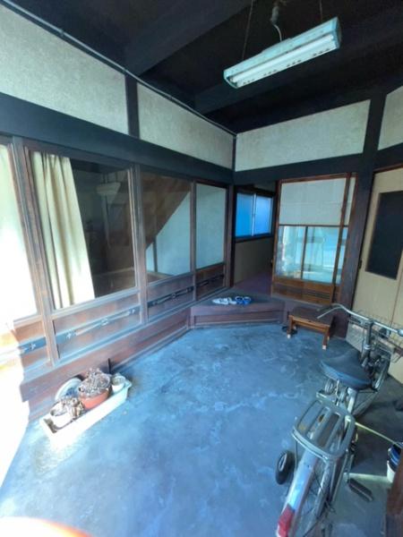 彦根市高宮町の中古一戸建