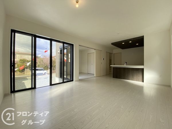 神戸市西区桜が丘西町３丁目　新築一戸建て