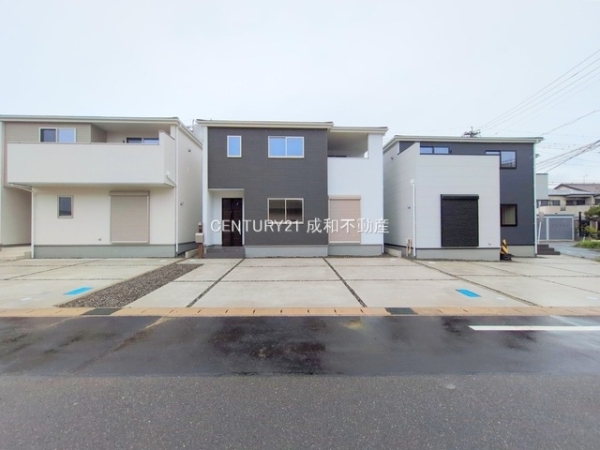 半田市港町３丁目の新築一戸建