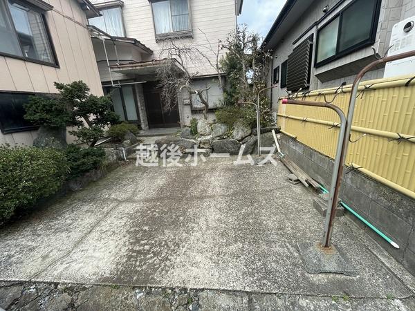 新潟市北区白新町３丁目の中古一戸建て